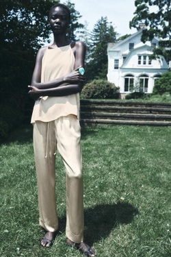 ZARA АТЛАСНЫЙ ТОП С ГОРЛОВИНОЙ ХАЛТЕР — ZW COLLECTION, БЕЖЕВЫЙ