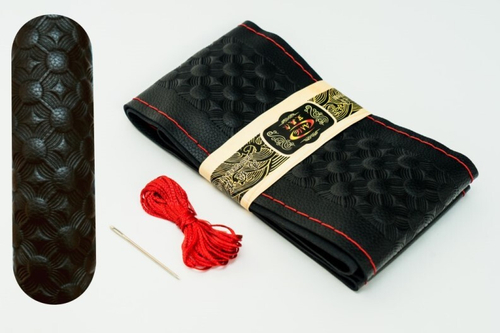 Оплетка руля M 37-38 см экокожа со шнуровкой звезда черная (FAST STREAM)