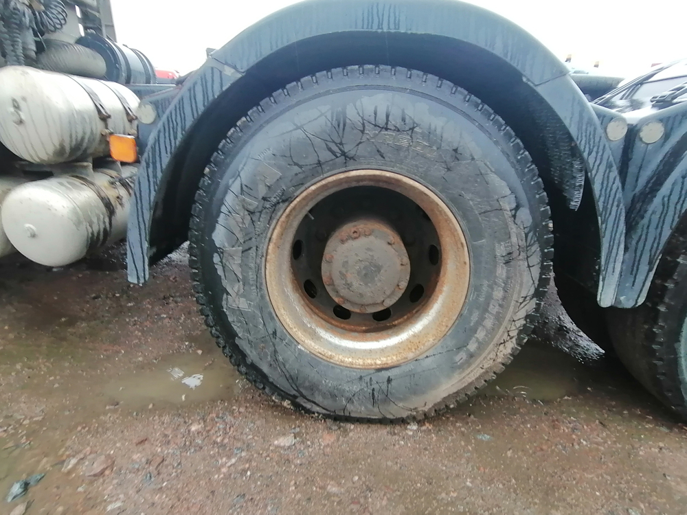 Shacman (Shaanxi) SX* 6x4 Седельный тягач SX42584V324 (Дизельный, 11,6 л, 423 л.с., АТ)