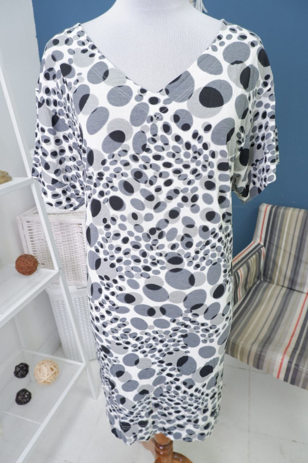 Платье Elis комфортное 44 размер