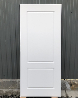 Входная металлическая дверь Интекрон Профит Лофт черный / КВ-2 (белая, без текстуры)