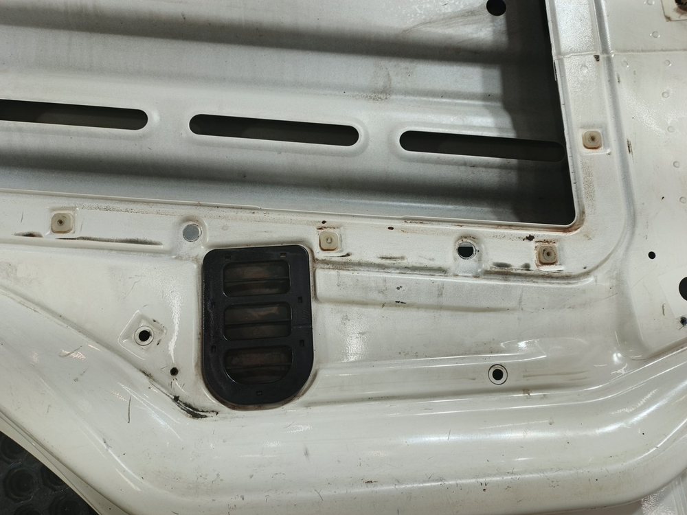 Каркас двери левой 2017г.