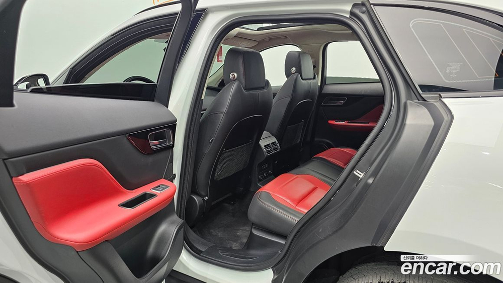 Jaguar F-PACE 20d R-Sport (09.2019)