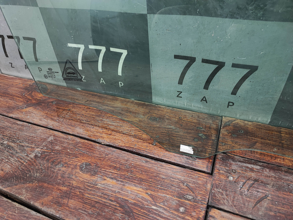 Стекло двери передней правой Kia Ceed 2 (JD) 12-18 Б/У Оригинал 82420A2010