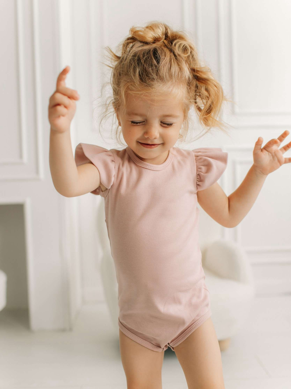 Боди c кружевной спинкой с кор.рукавом, Пудровый