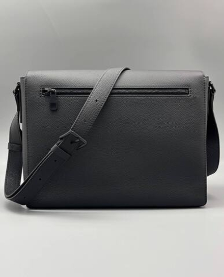 Сумка-мессенджер Louis Vuitton