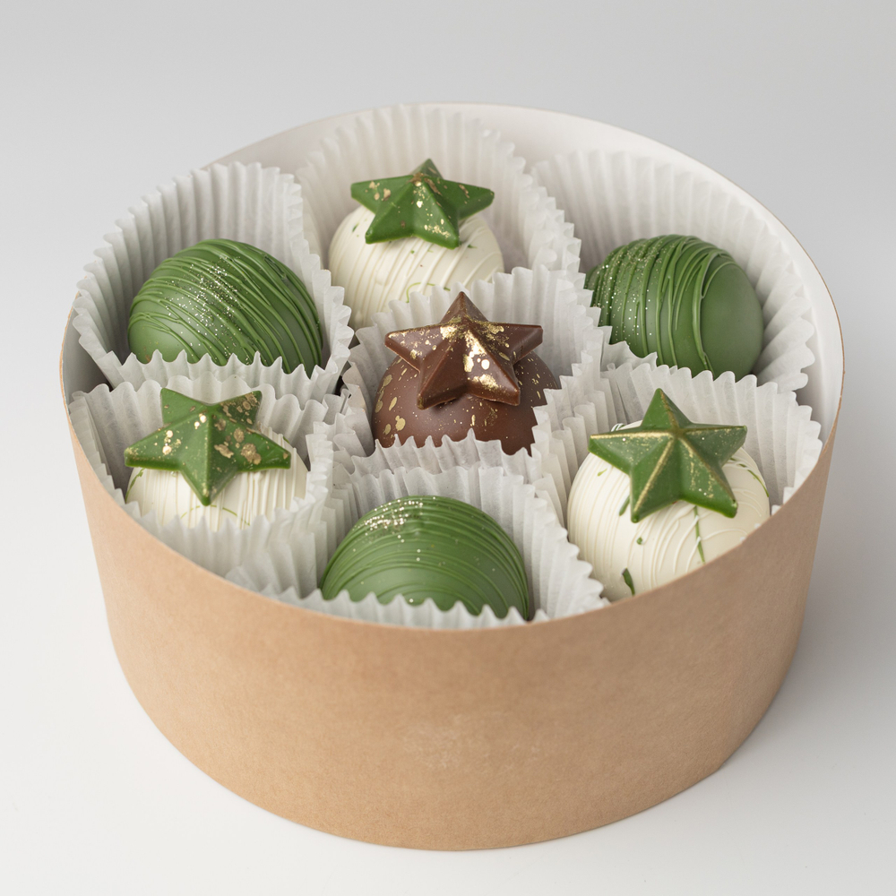 Набор шоколадных пирожных