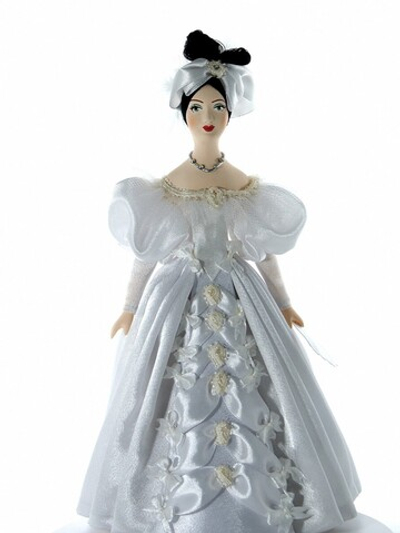 Кукла интерьерная фарфоровая Дама в светском бальном костюме 1-ой пол. 19 века