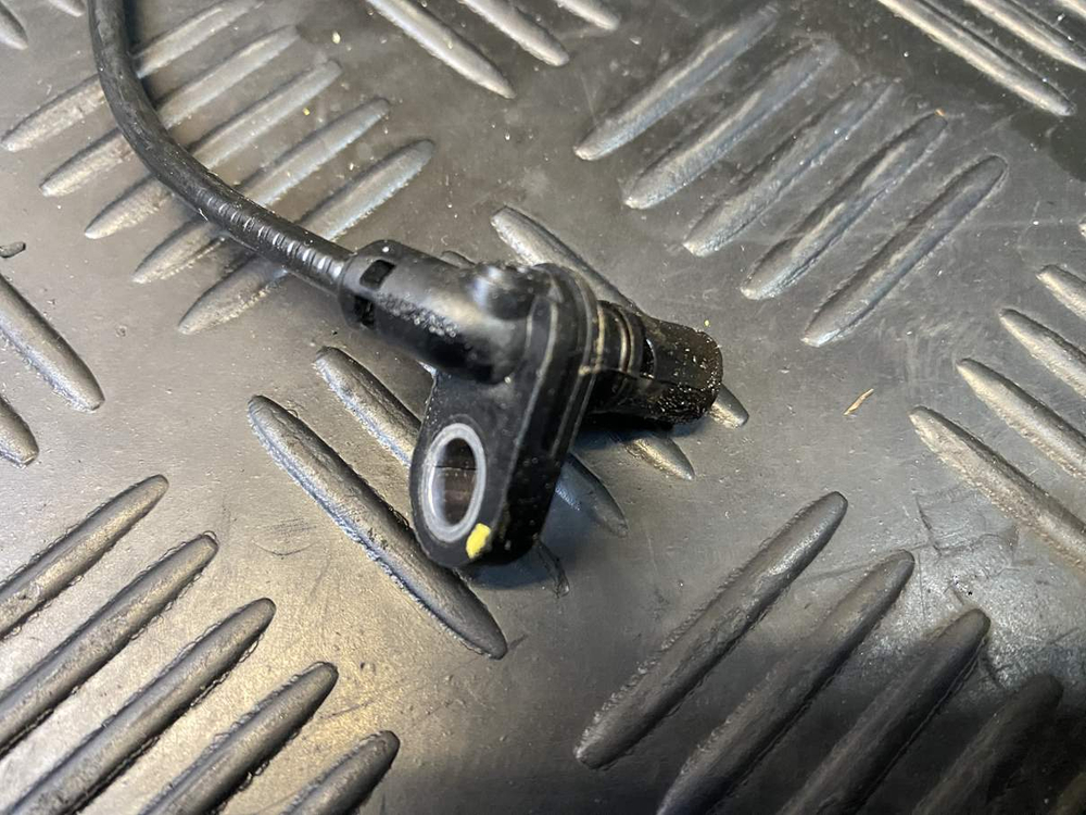 Датчик ABS KTM 250 Duke 2020.