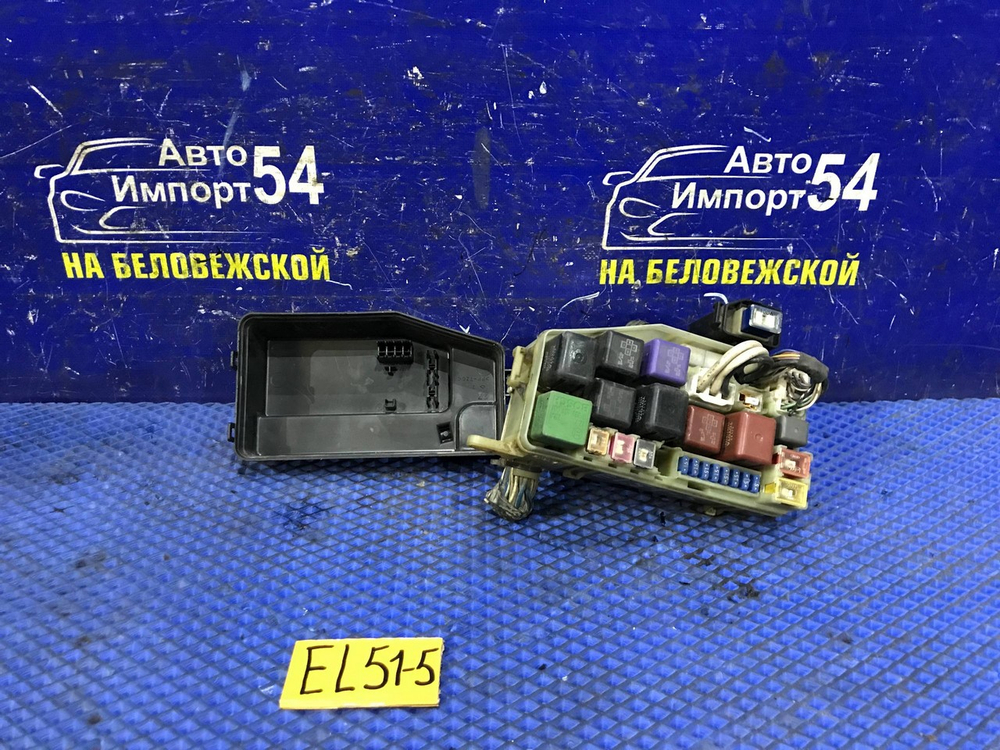 Блок предохранителей подкапотный TOYOTA CORSA 1997