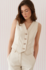 1963 Жилет женский (молочно-бежевый)