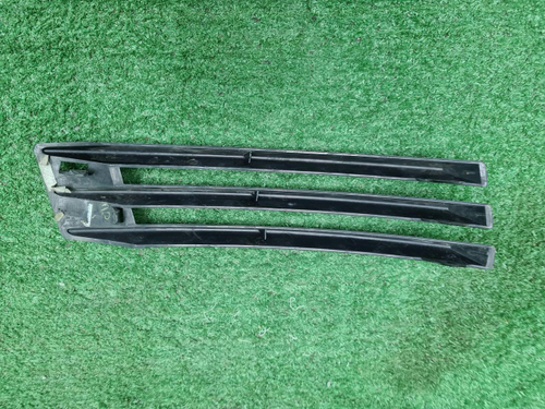 Решетка переднего бампера RR Vogue 4 L405 (17-22)