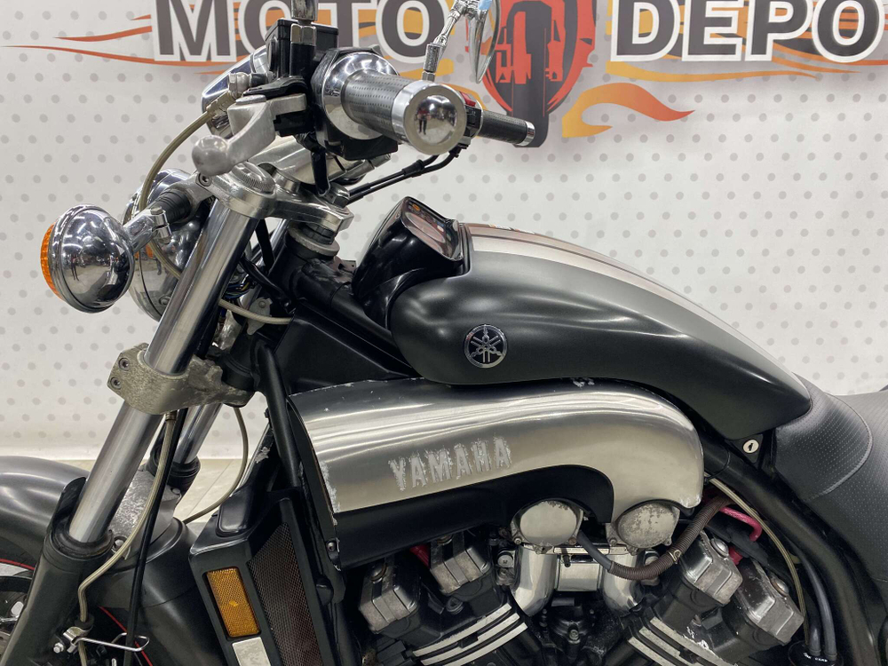 Yamaha V-Max 1200 , 2002