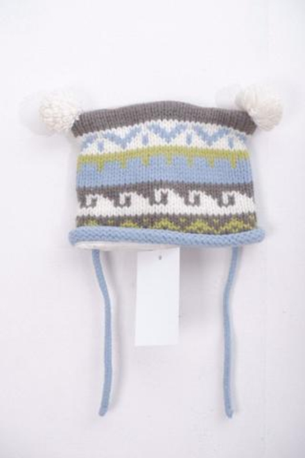 Шапка с помпонами на 0-3 месяца