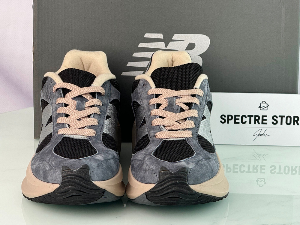 New Balance Warped Runner Black
