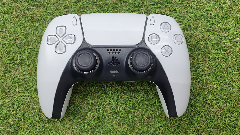 Игровая приставка Sony PlayStation 5 825 Гб, белый