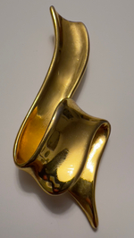 Крупная брошь лента