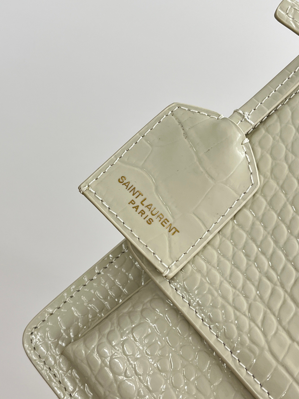 SUNSET MEDIUM ИЗ КОЖИ С ТИСНЕНИЕМ КРОКОДИЛА