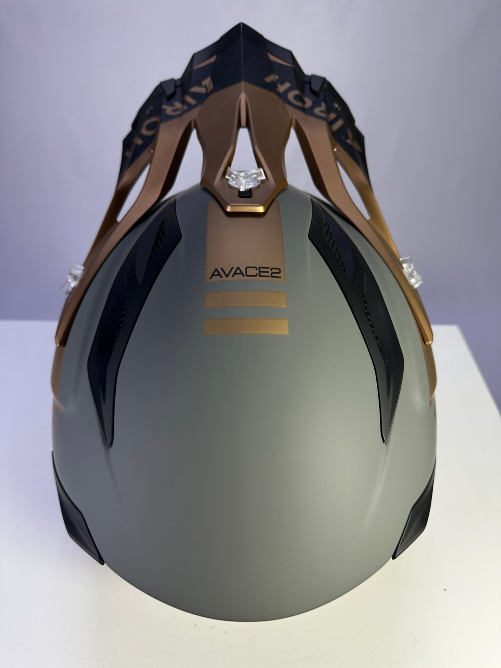 Шлем Airoh AVIATOR ACE 2 SAKE Gold Matt, L