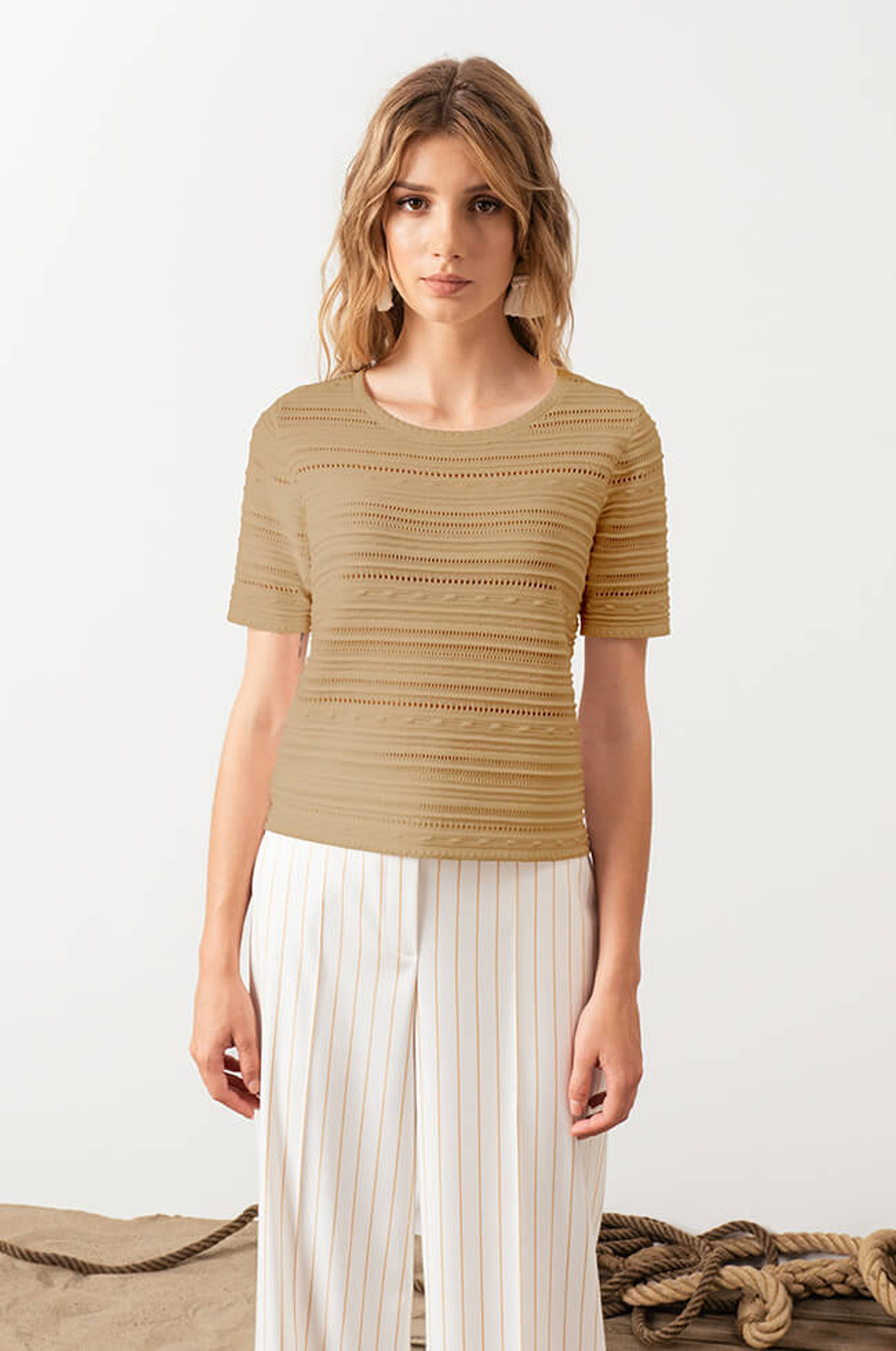 23053 Джемпер женский (песочный)