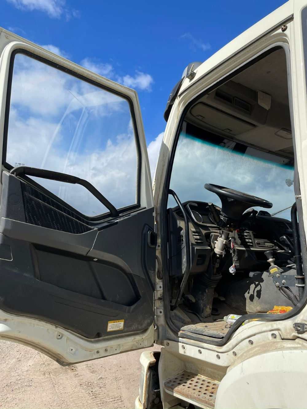 FAW J6 8x4 Самосвал СА3310Р66K24T4E5 (Дизельный, 11,1 л, 420 л.с., МТ)