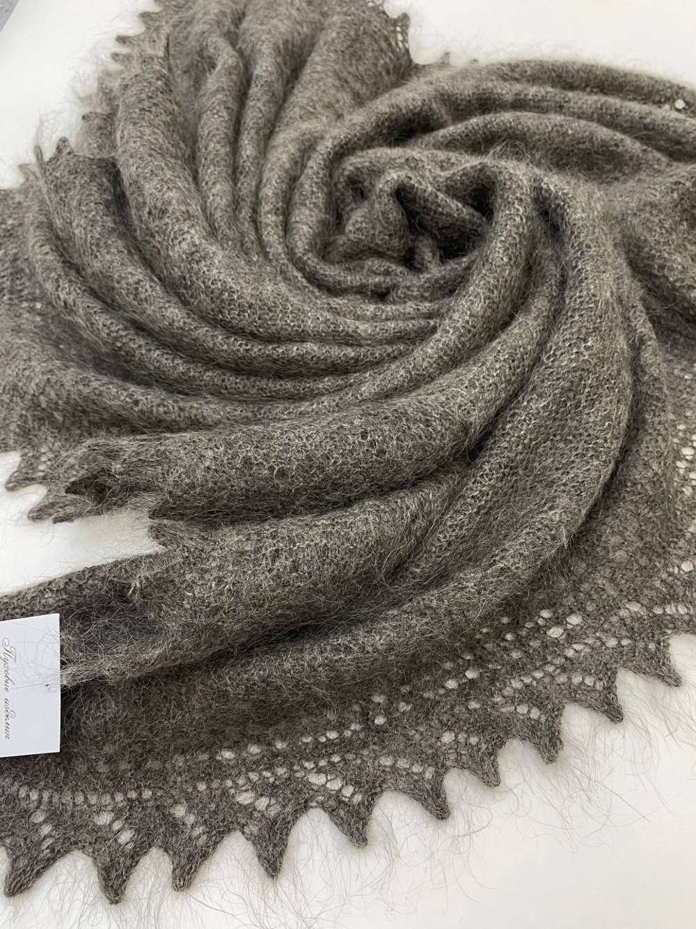 Платок р/р М110-03 серый