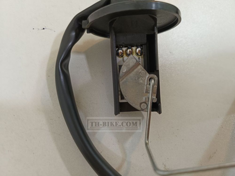 37800-KGH-731. FUEL UNIT. Honda