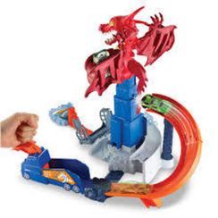 Dragon Showdown Playset