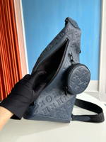 Avenue Slingbag