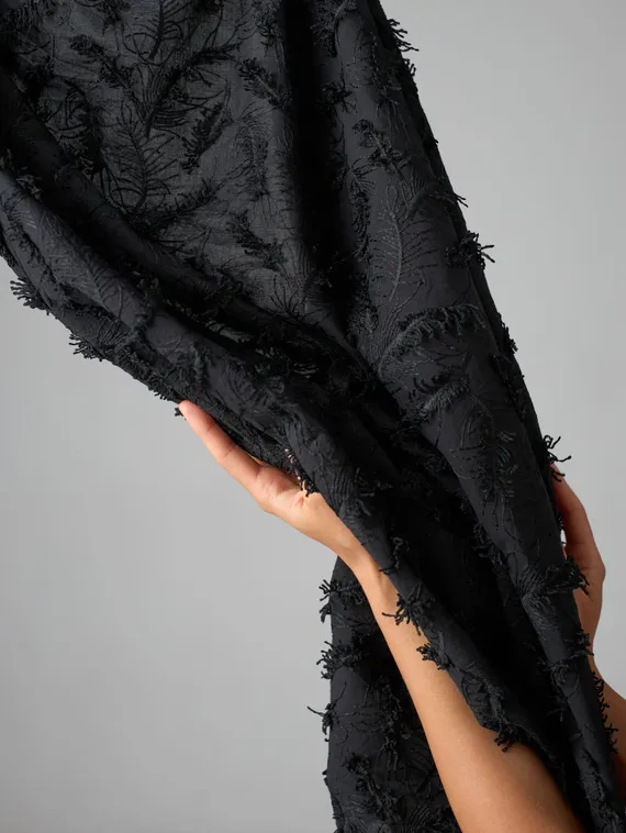 Ткань хлопок " вышивка перья" суперобъем, Китай, черный