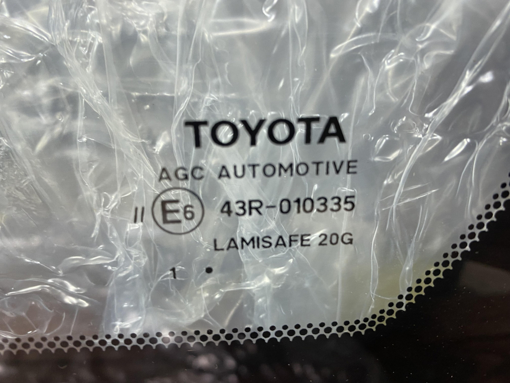 Стекло лобовое Toyota Camry (XV70) 17-22 Новое Оригинал 5610106D40