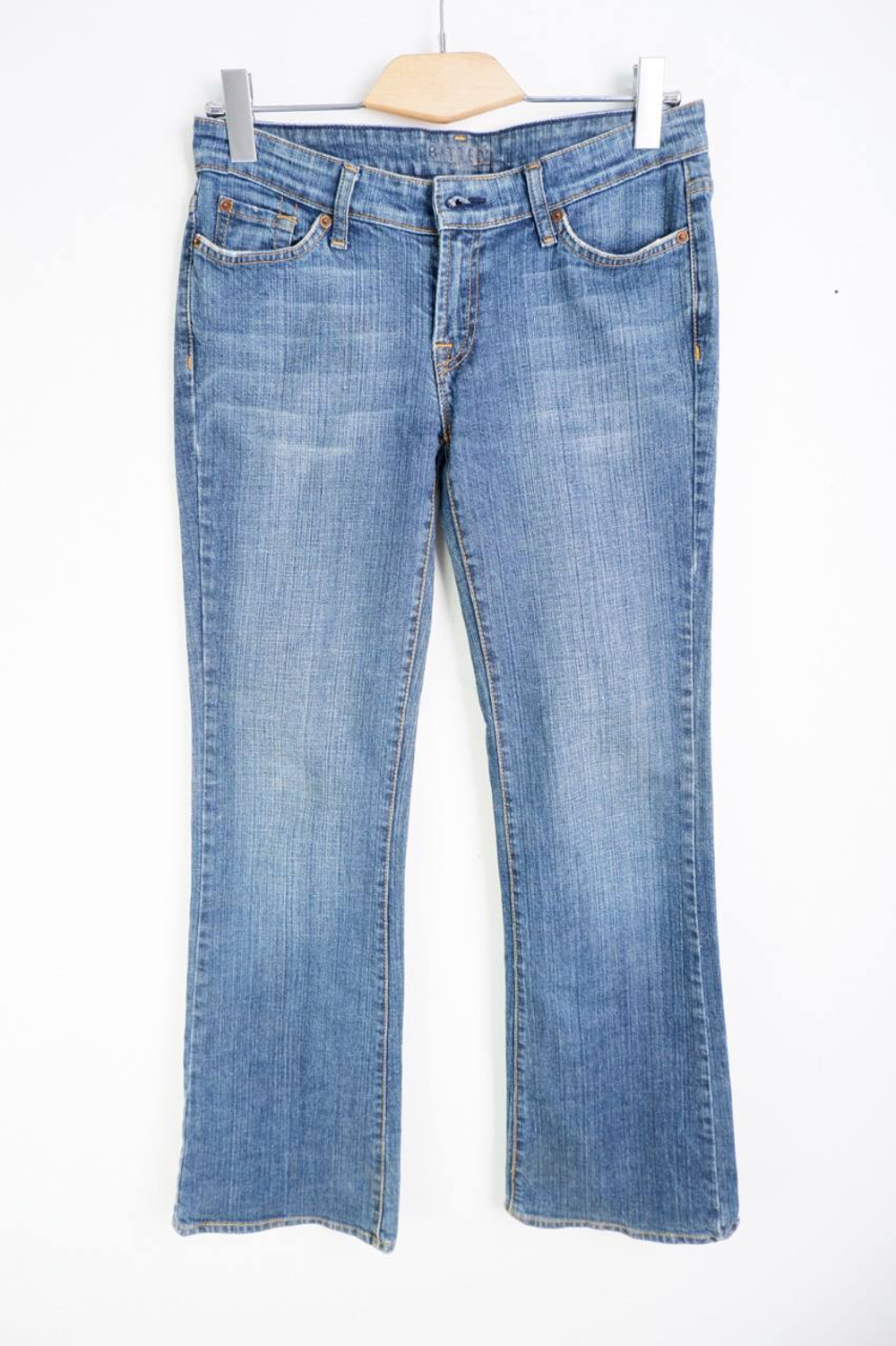 Джинсы Bitten лаконичные, маркировка 4R, визуально на 42 размер