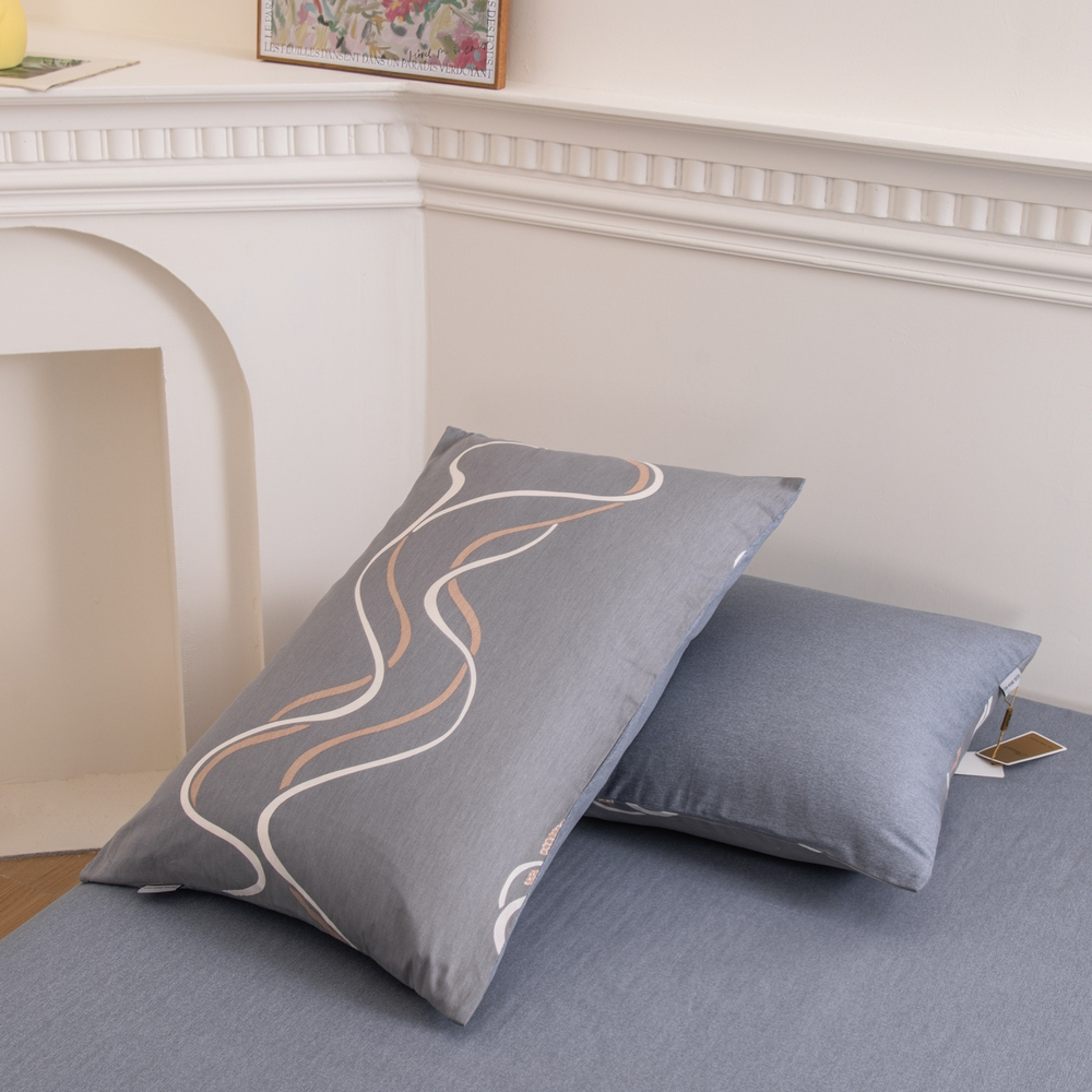 Комплект постельного белья Делюкс Сатин 100% хлопок на резинке LR626