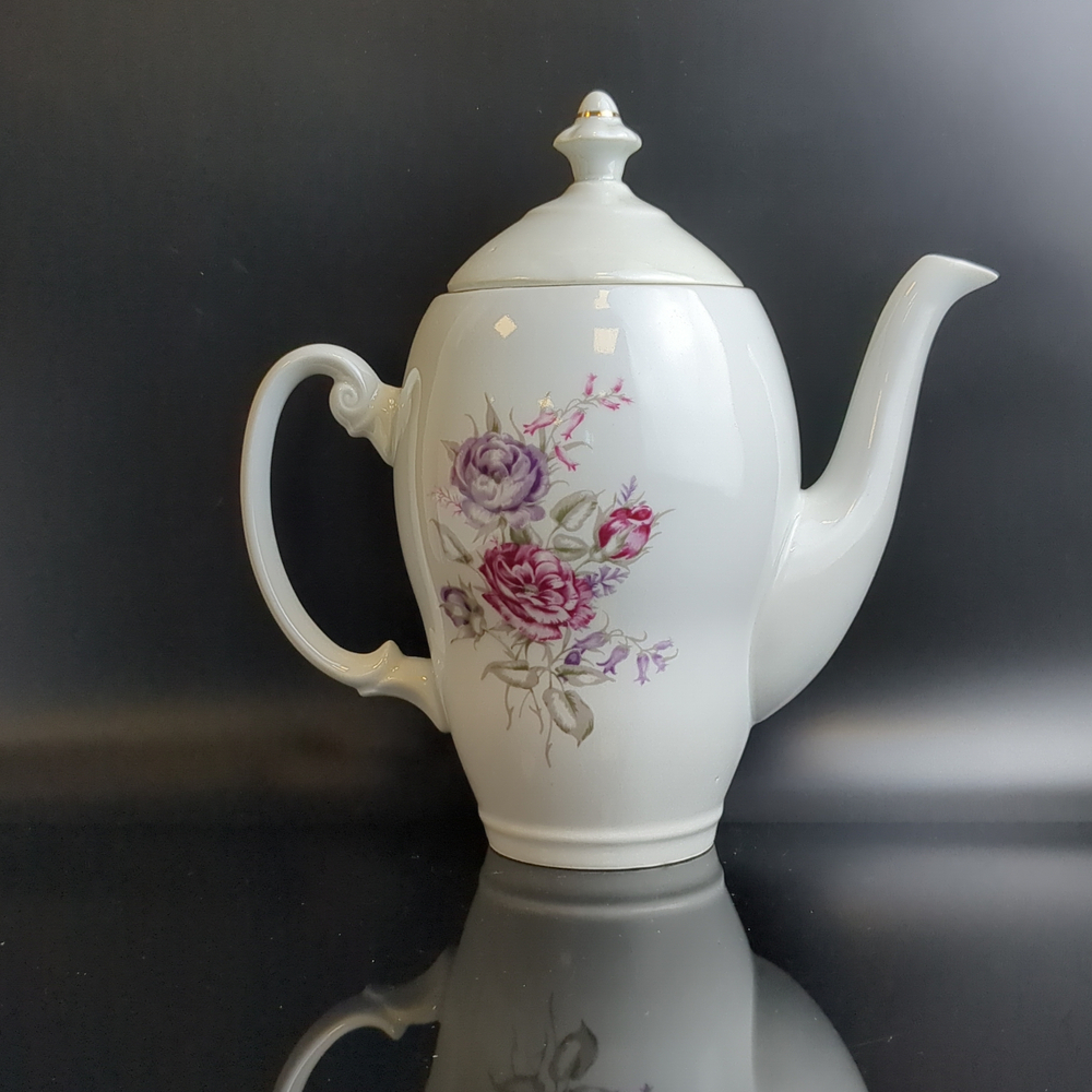 Чайник заварочный с изящными цветами, Wloclawek porcelana, золочение, винтаж Польша, времён СССР 1967-1973 гг