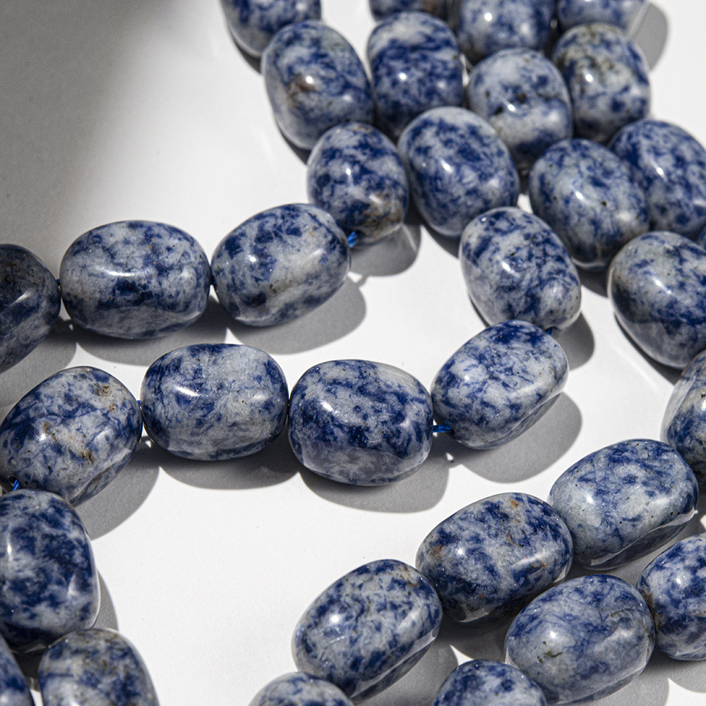 Содалит натуральный, фриформ 17-19мм