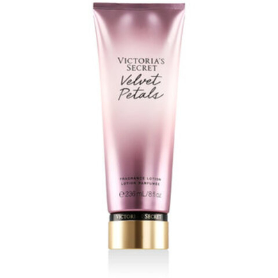 Victoria´s Secret Velvet Petals Body Lotion 236ml