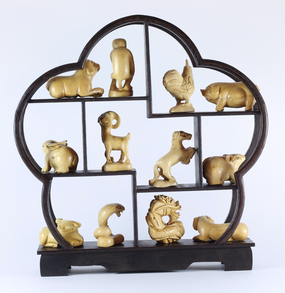 Набор нэцкэ 12 зодиакальных животных (самшит)