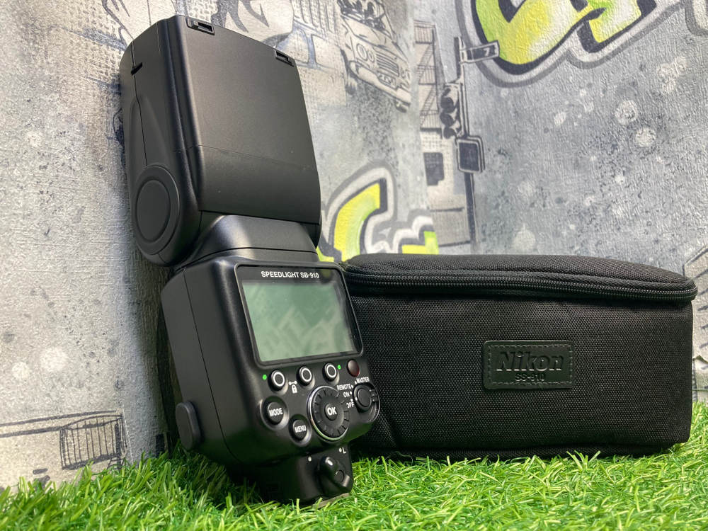 Nikon Speedlight SB-910 Покупка/Продажа