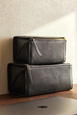 ZARA HOME МАЛЕНЬКАЯ КОЖАНАЯ КОСМЕТИЧКА, ЧЕРНЫЙ