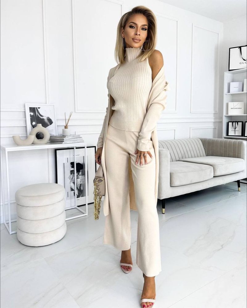 Тройка УК-048-1