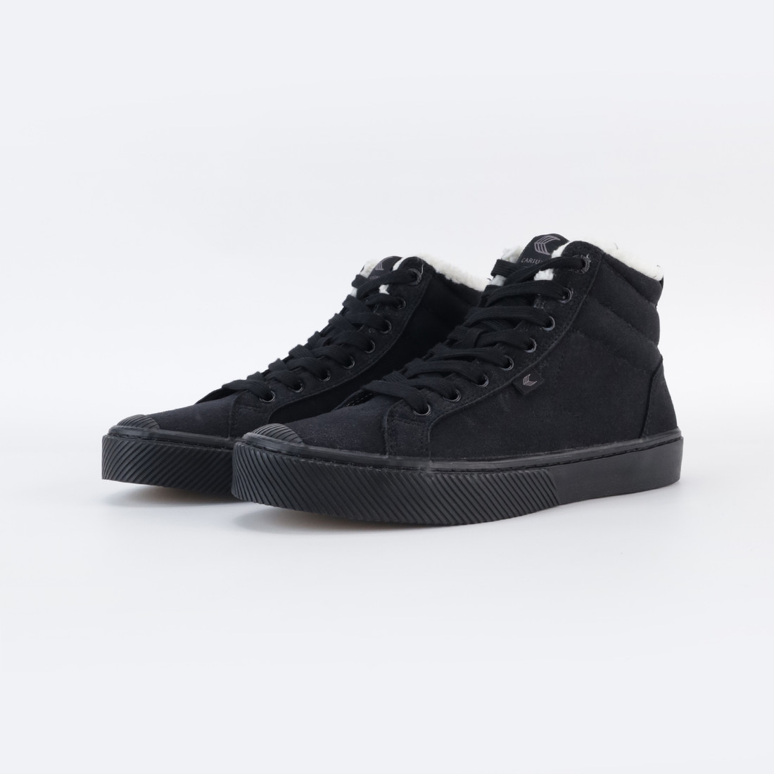 Купить Cariuma Oca Therma High (all black)