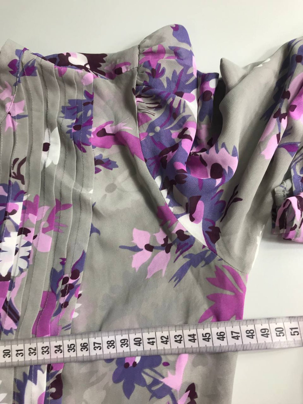 Блузка Oggi в приятной расцветке, визуально на 46 размер