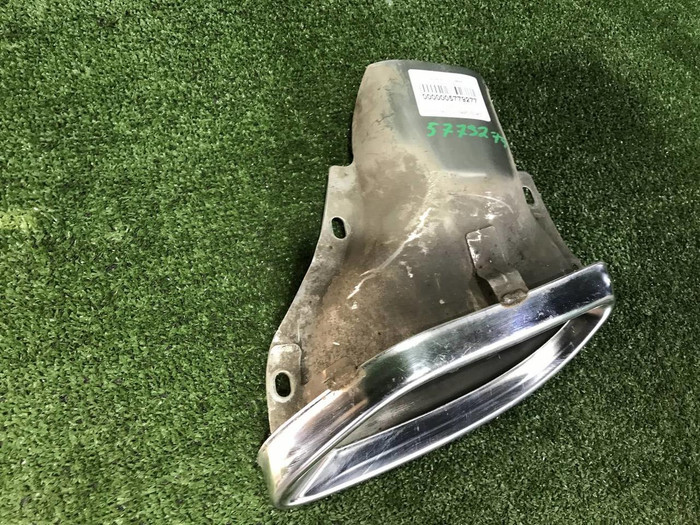 Насадка глушителя левая Mercedes E W213 (2016-2021) AMG