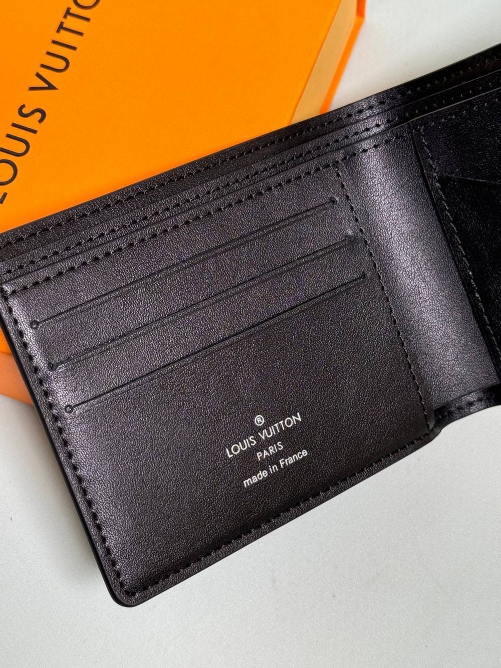 Кошелёк Louis Vuitton