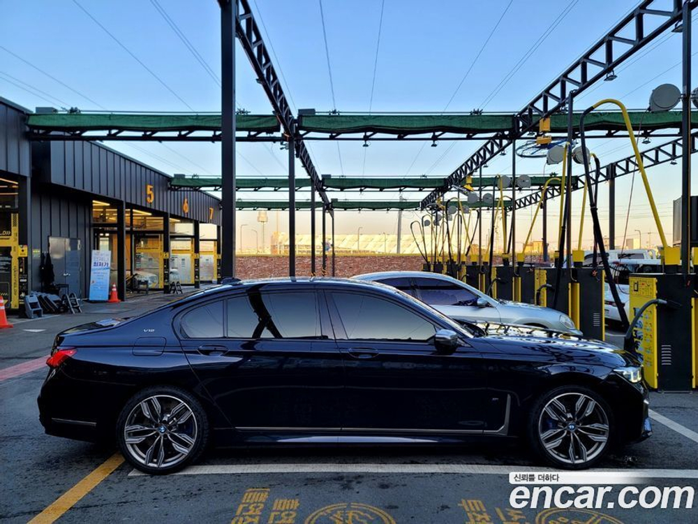 BMW 7 Series (G11) M760Li xDrive (03.2020)