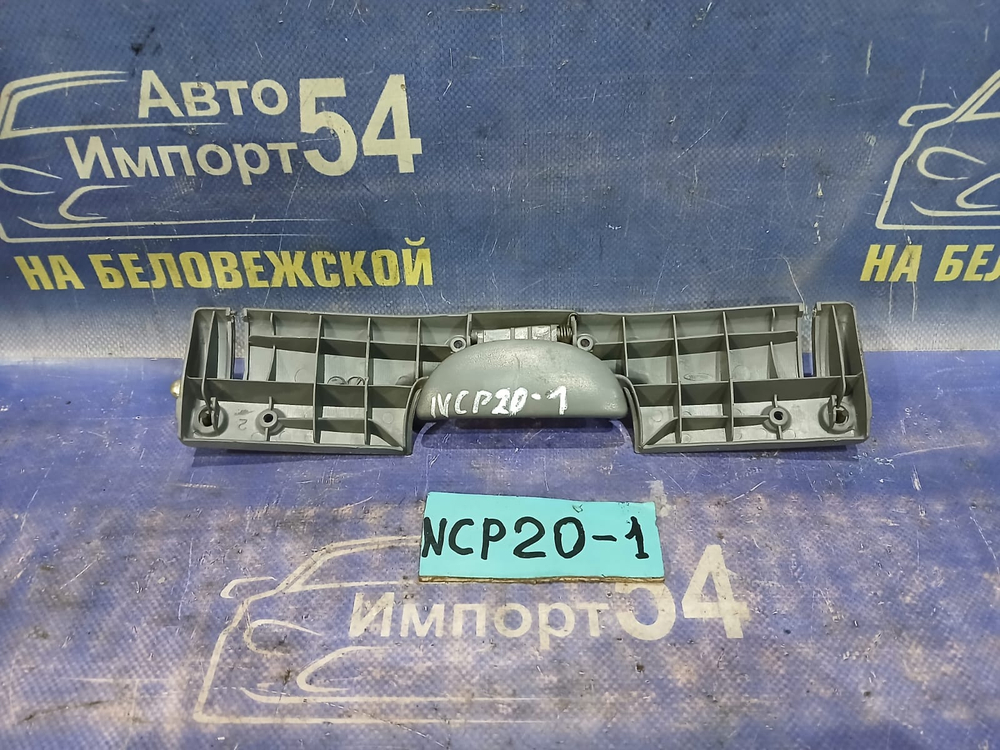 Бардачок пассажирский TOYOTA FUNCARGO 2000