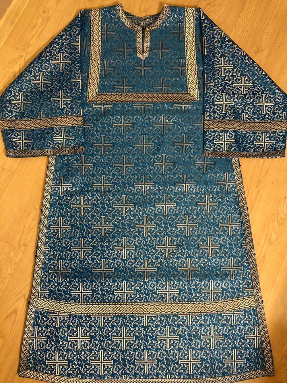 Стихарь алтарника из парчи