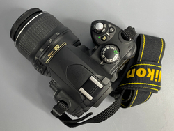 Nikon D40 kit 18-55mm 3.5-5.6G II ED 10.000 кадров