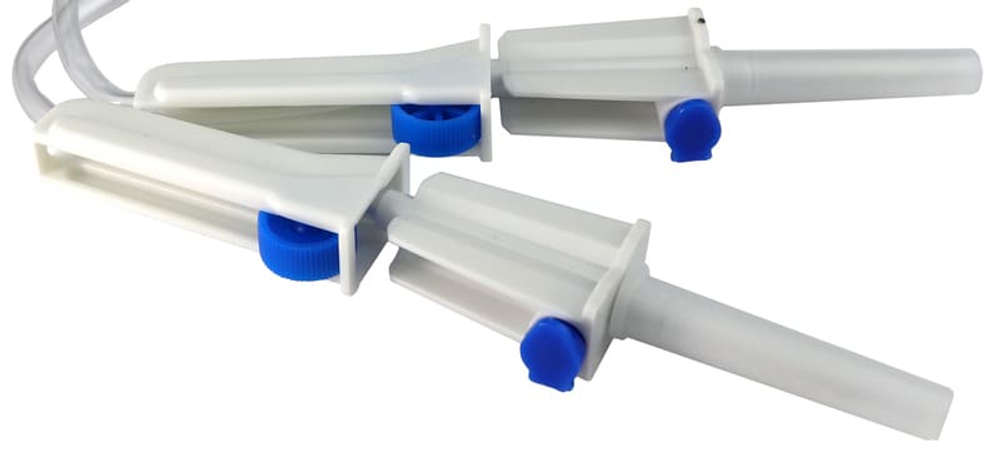 Система инфузионная для переливания растворов двухходовая с пластиковым шипом SFM 25 шт