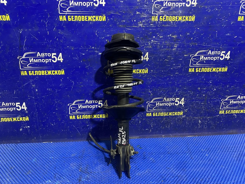 Стойка передняя левая SUBARU LEGACY 1998-2003